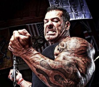 ​巨臂哥Rich Piana，为理想猖獗打针类固醇_用药适量致死