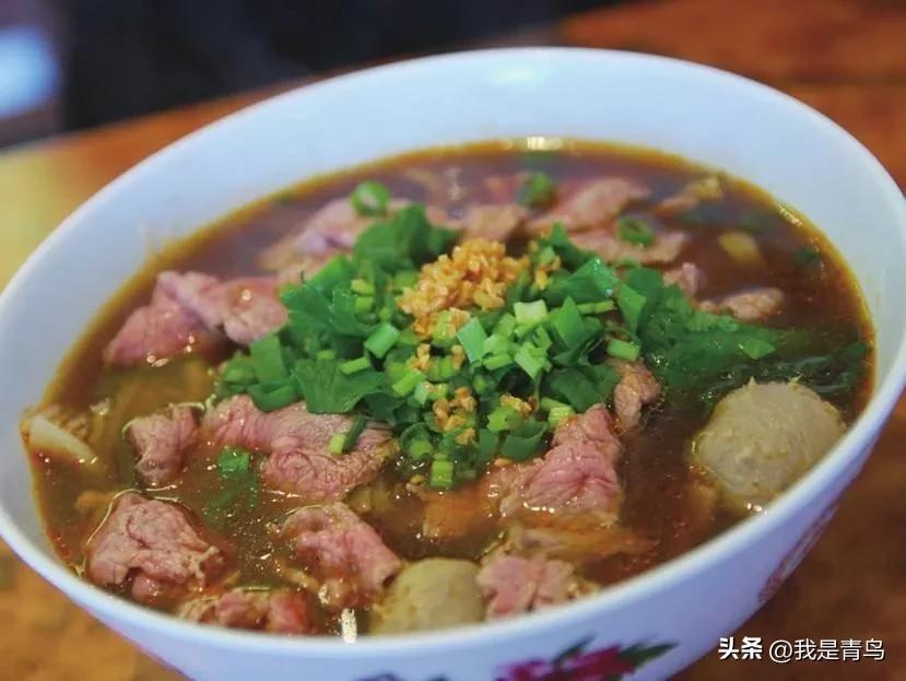 泰国美食攻略必吃小吃（泰国特色美食小吃排行）