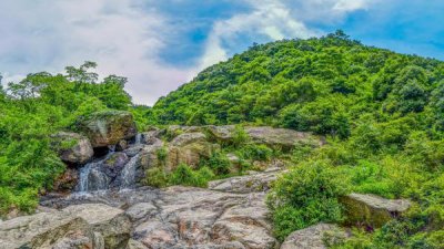 ​慈溪最美栲栳山 别名 仙居山 溪水激流 美景流连忘返