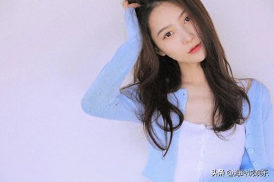 ​她是《少年歌行》中的剑仙李寒衣，现实生活中的她，又美又飒