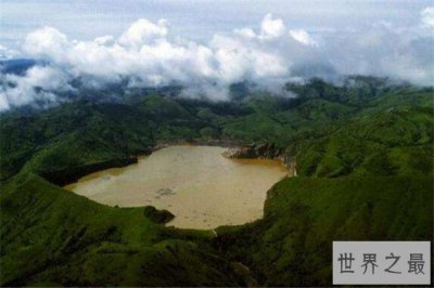 ​世界十大最奇特的湖泊 死海上榜，沸湖底下像有炉子在加热