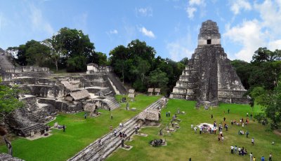 ​《Ancient Mesoamerica》：为巩固权力玛雅统治者会在纪念性建筑上打上个人烙